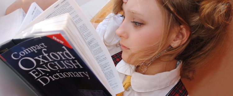 Lesen, putzen, skypen: 21 Praxistipps gegen die verordnete Langeweile Lesen, putzen, skypen: 21 Praxistipps gegen die verordnete Langeweile